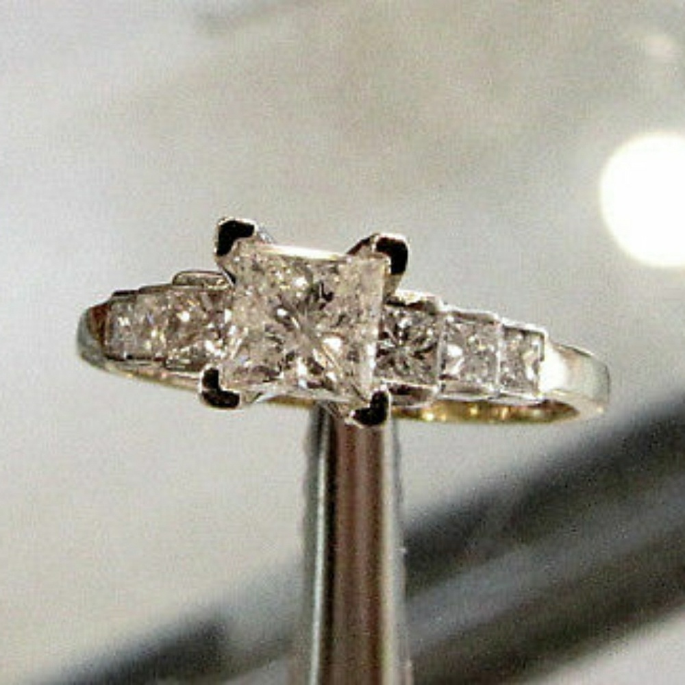 *SOLD* Diamond Engagement ring